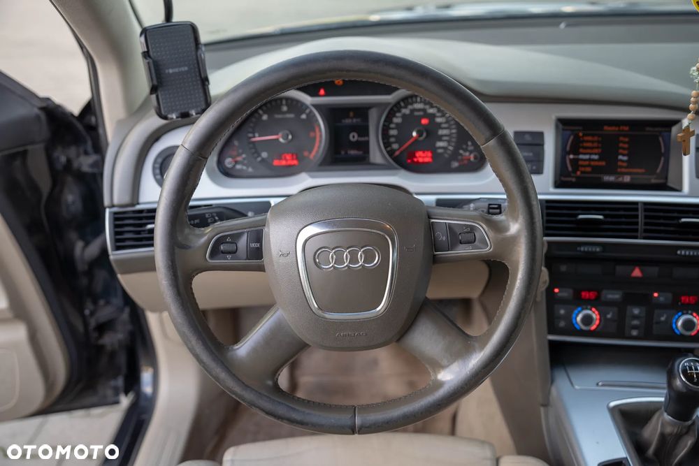 Audi A6 Avant 2.0 TDI DPF - 12