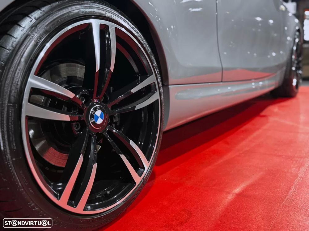 BMW 118 d Pack M - 23