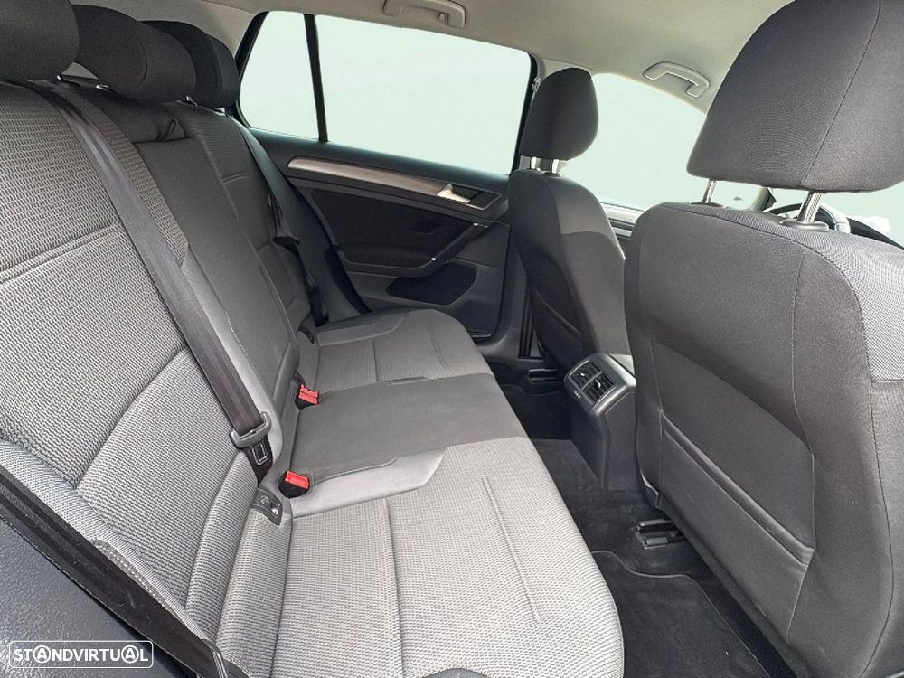 VW Golf 1.0 TSI Trendline Pack - 16