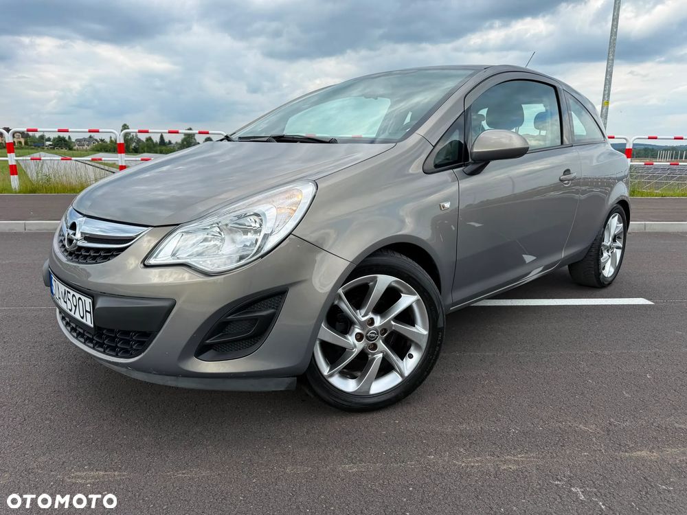 Opel Corsa 1.4 16V Enjoy - 10