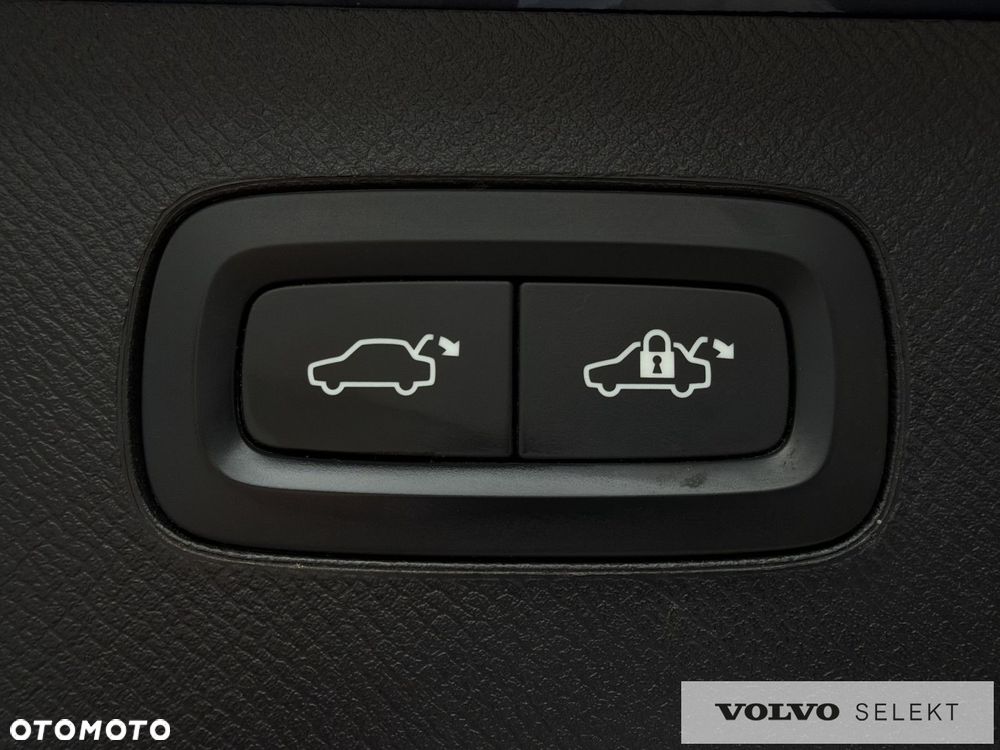 Volvo XC 90 - 29