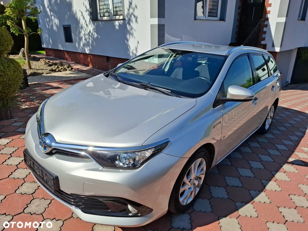 Toyota Auris - 2