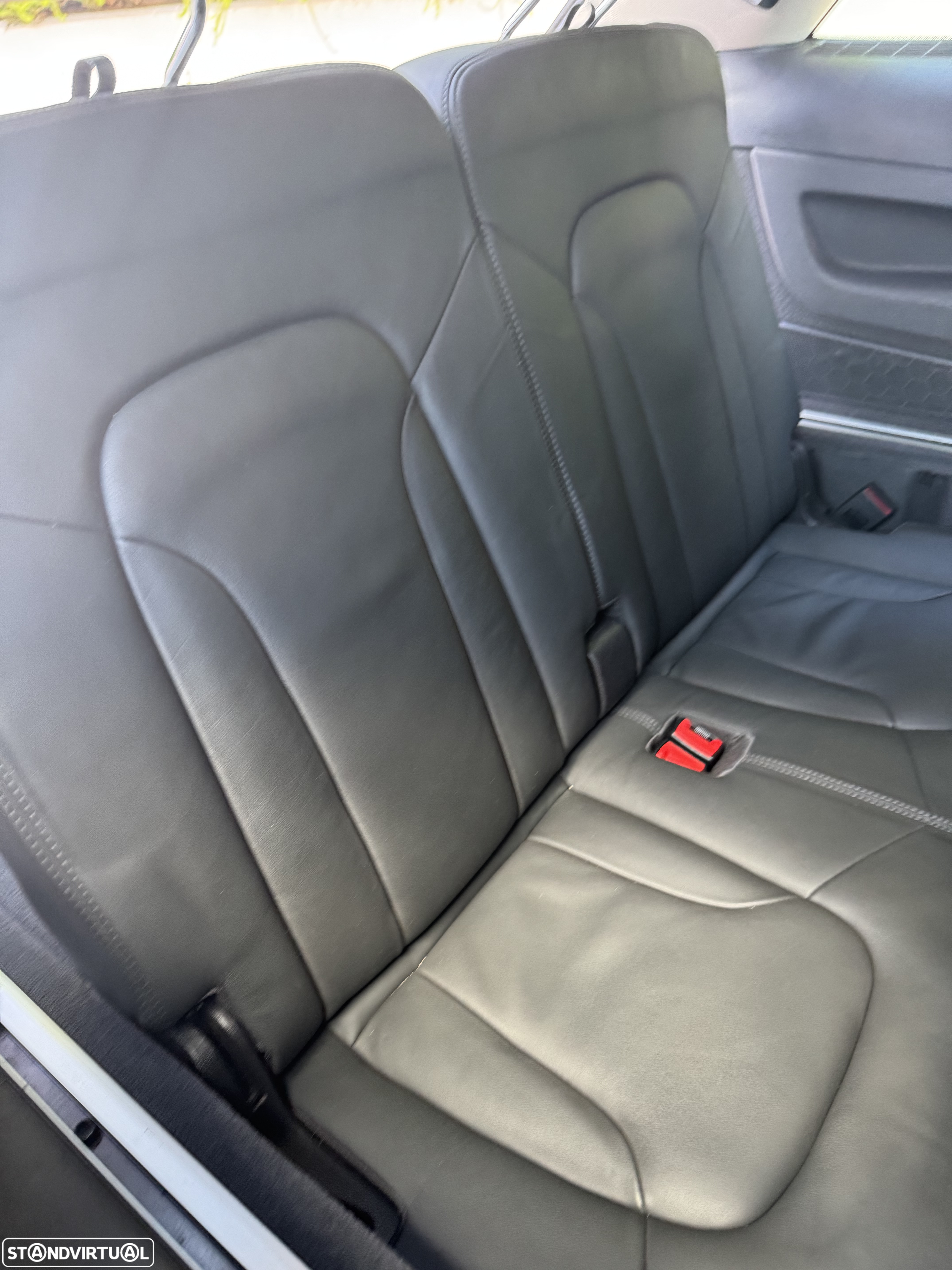 Audi Q7 3.0 TDI Exclusive Tiptronic - 24