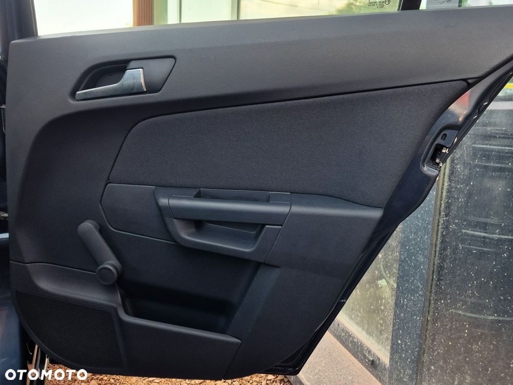 Opel Astra 1.4 Selection - 24