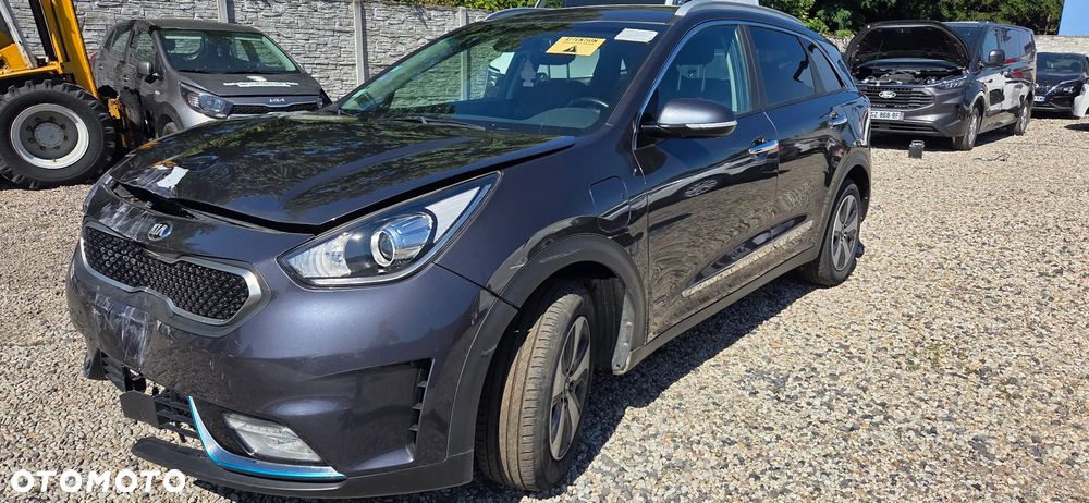 Kia Niro 1.6 GDI Plug-in Hybrid L - 11