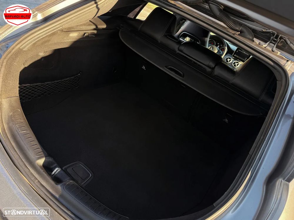 Mercedes-Benz CLA 180 d - 31