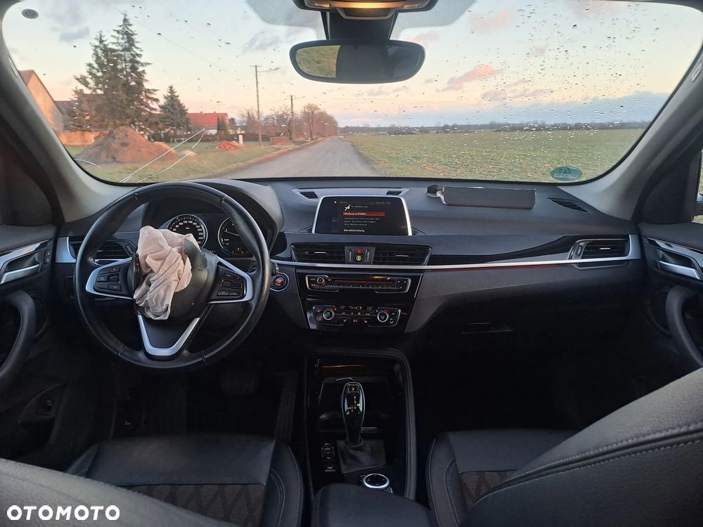 BMW X1 xDrive20d xLine - 15