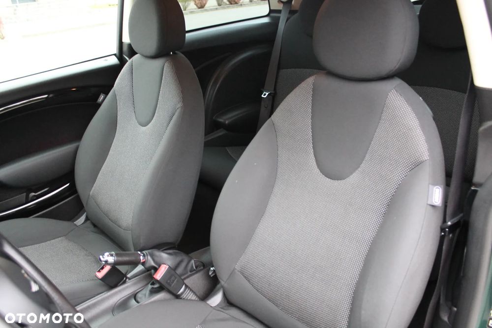 MINI Cooper D Baker Street - 21