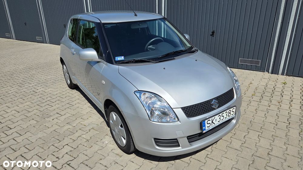 Suzuki Swift 1.3 Sakura - 9