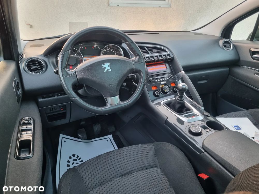Peugeot 3008 1.6 HDi Premium - 7