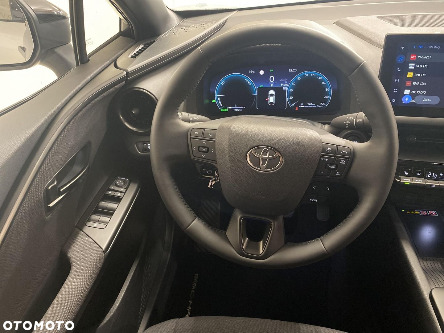 Toyota C-HR - 12
