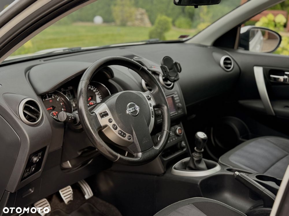 Nissan Qashqai+2 2.0 Visia - 17