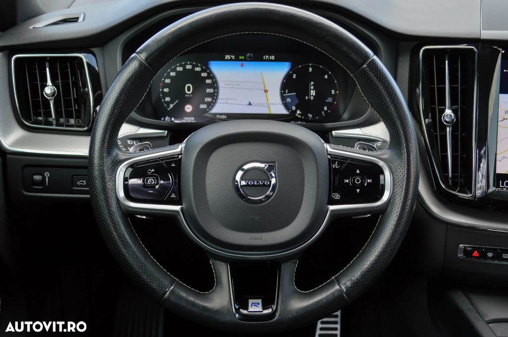 Volvo XC 60 D5 AWD R-Design - 37