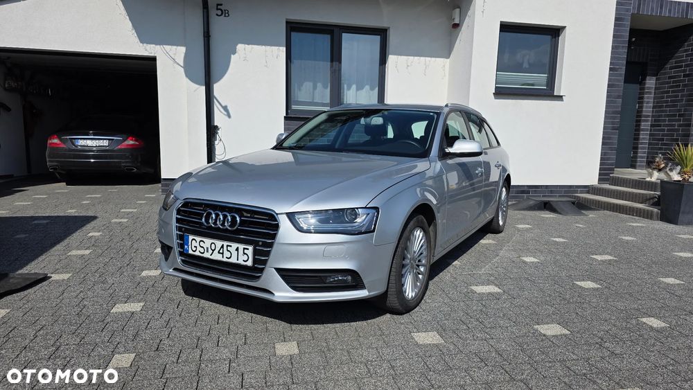 Audi A4 Avant 2.0 TDI DPF Ambiente - 1