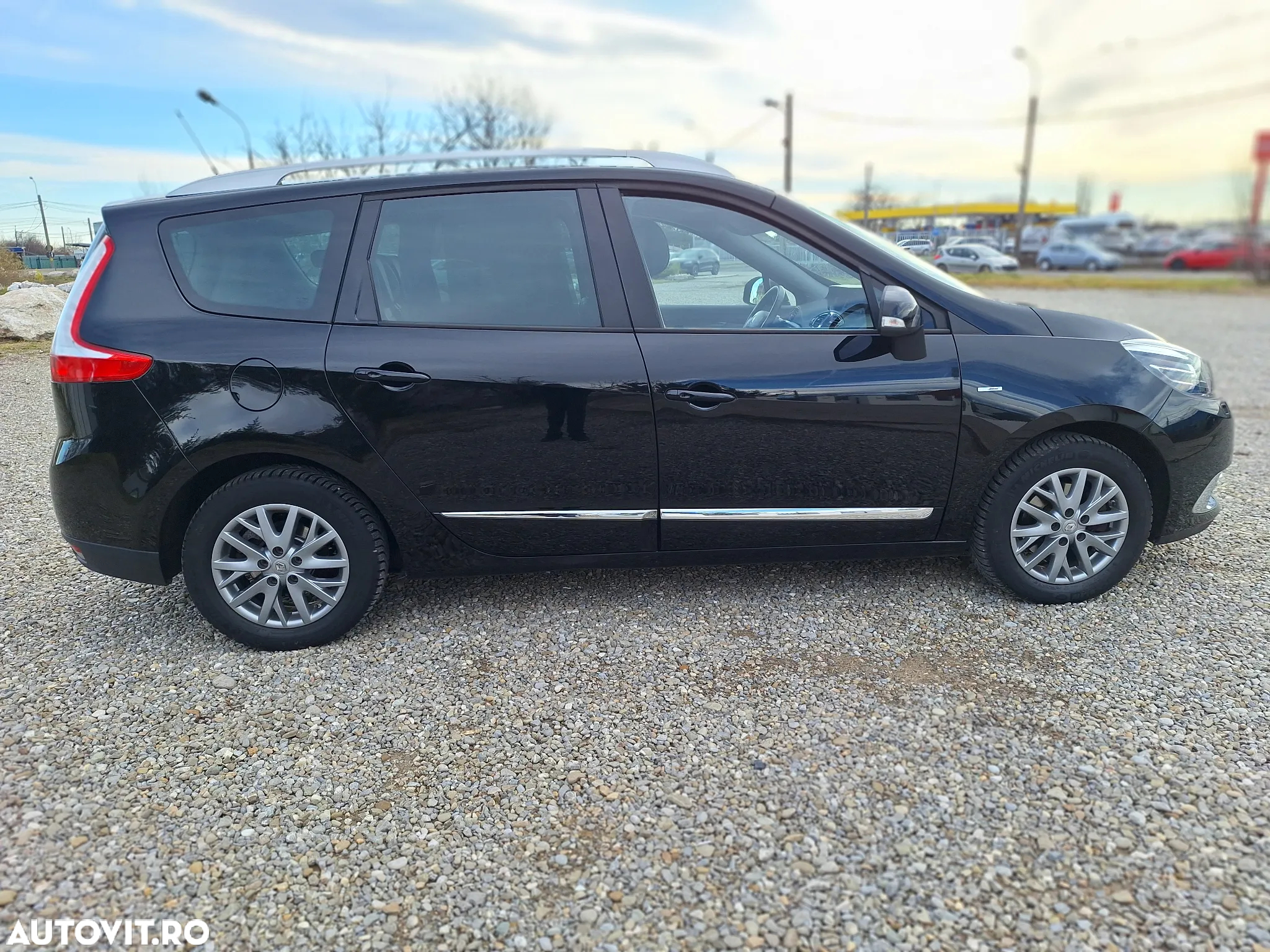 Renault Grand Scenic dCi 130 FAP Start & Stop Bose Edition - 7