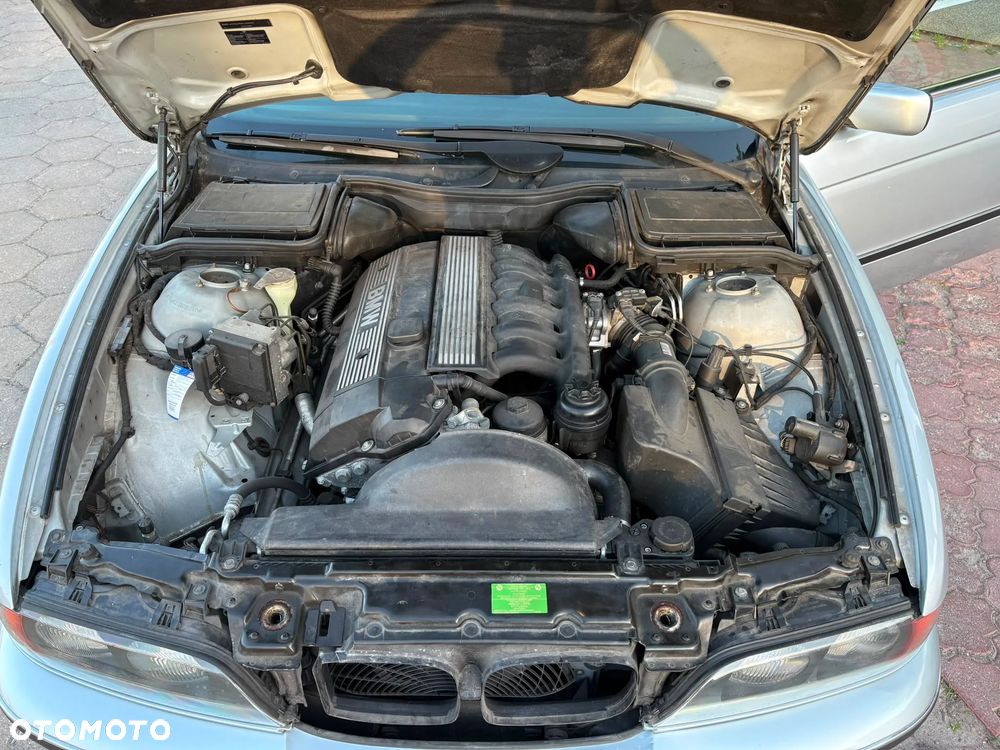 BMW Seria 5 - 21