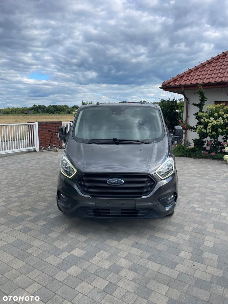 Ford Custom - 2