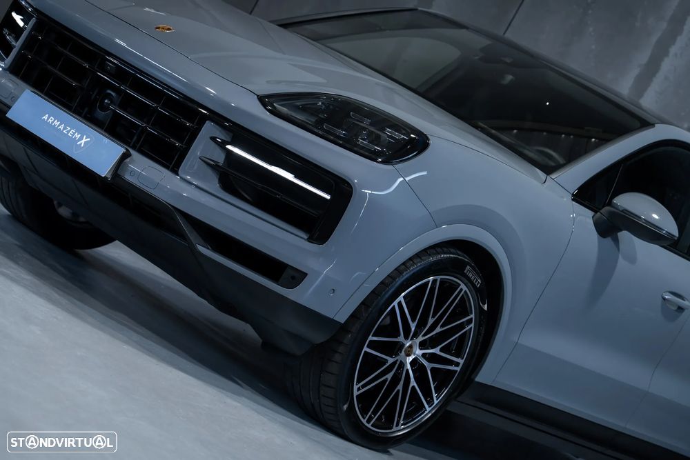 Porsche Cayenne Coupé E-Hybrid - 2