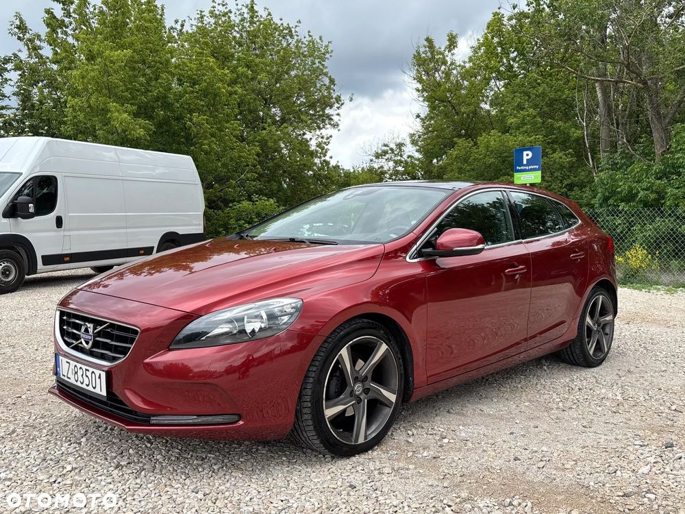 Volvo V40 D2 Momentum - 23