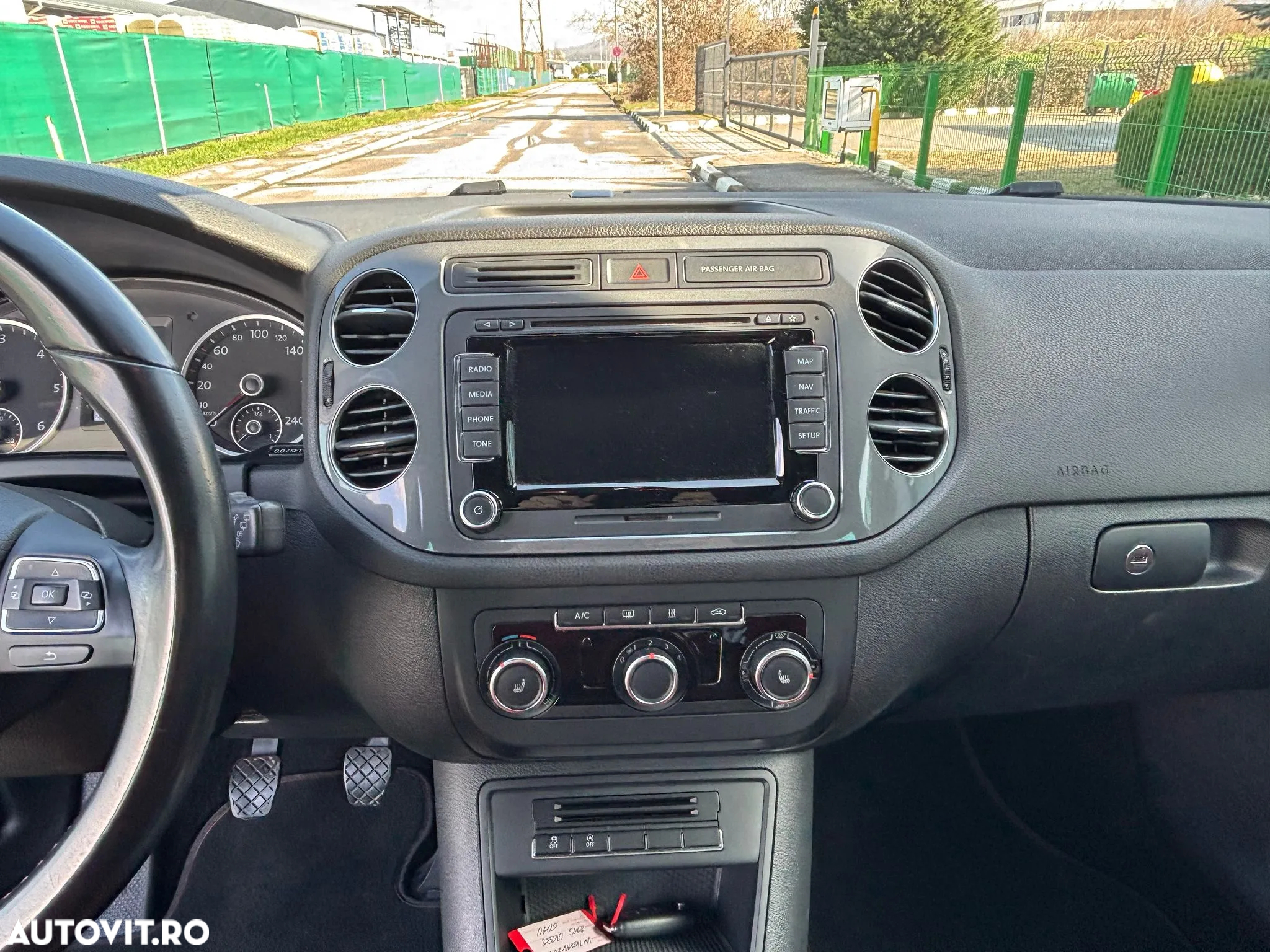 Volkswagen Tiguan 2.0 TDI 4Motion BMT Sport & Style - 13