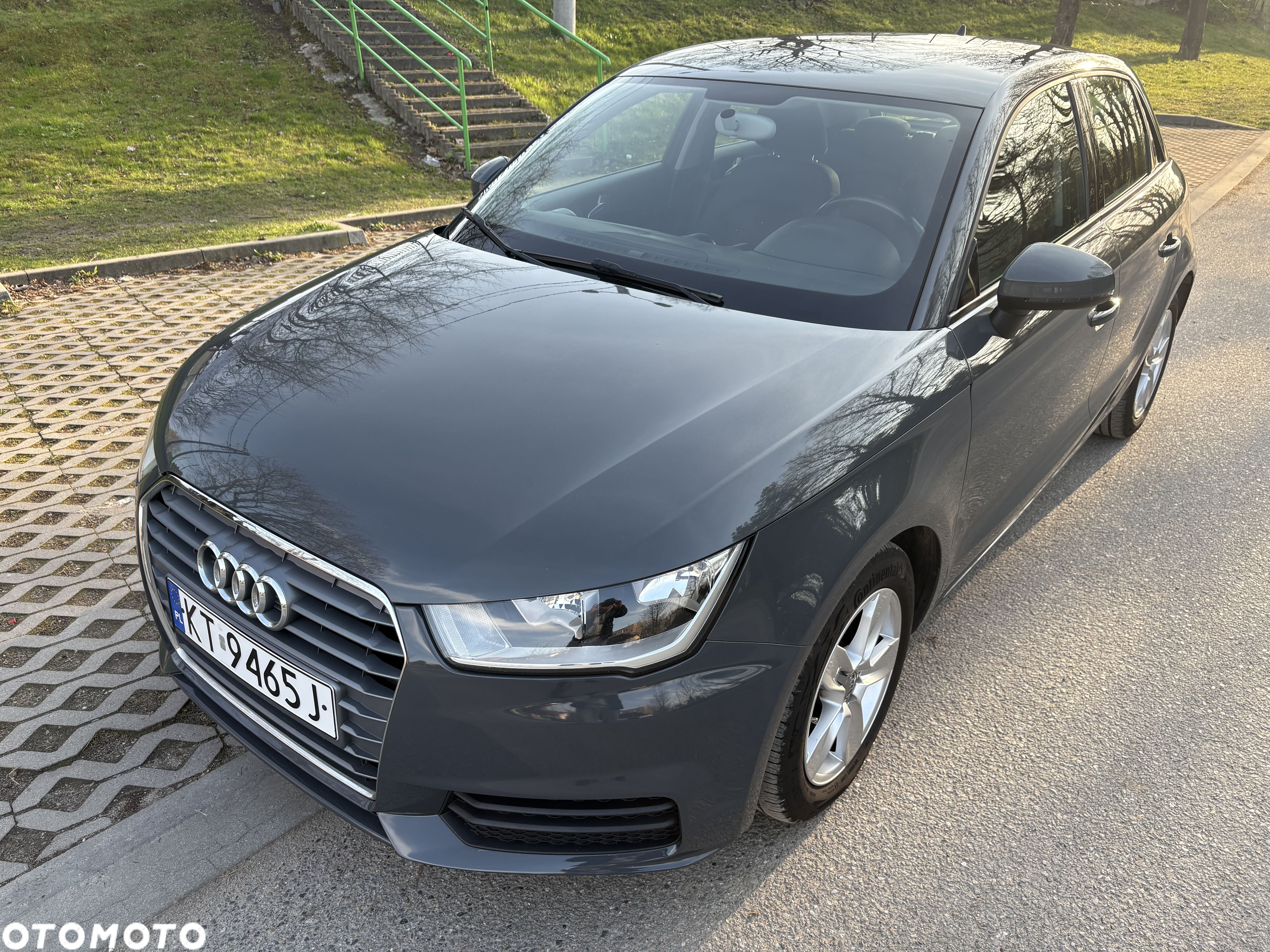 Audi A1 1.0 TFSI ultra Design - 1