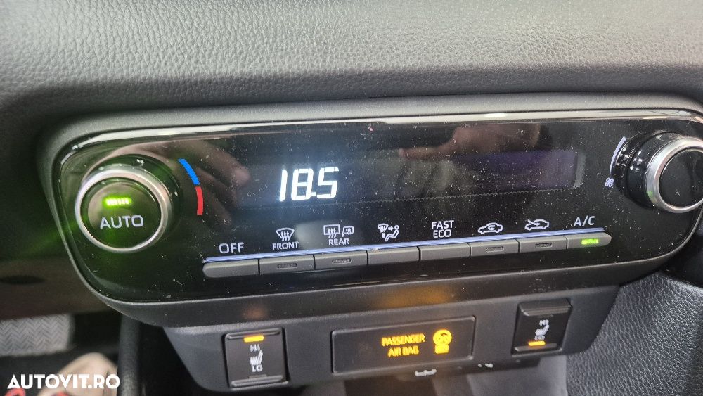 Toyota Yaris 1.5 VVT-i HSD Dynamic - 18