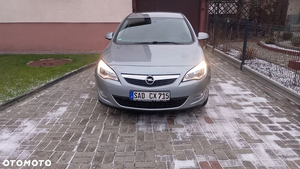 Opel Astra 1.4 Turbo - 8