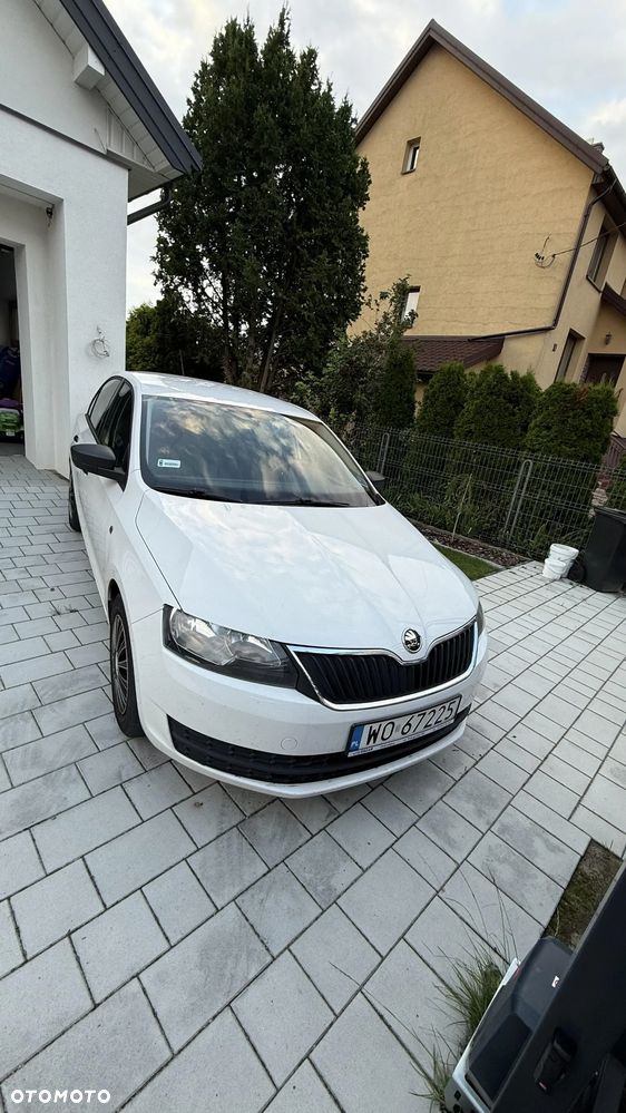 Skoda RAPID 1.2 Active - 1