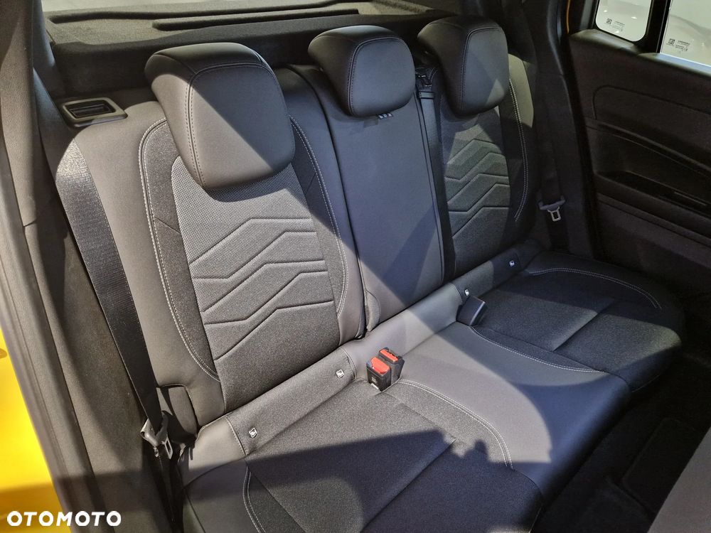 Jeep Avenger 54kWh Summit - 30