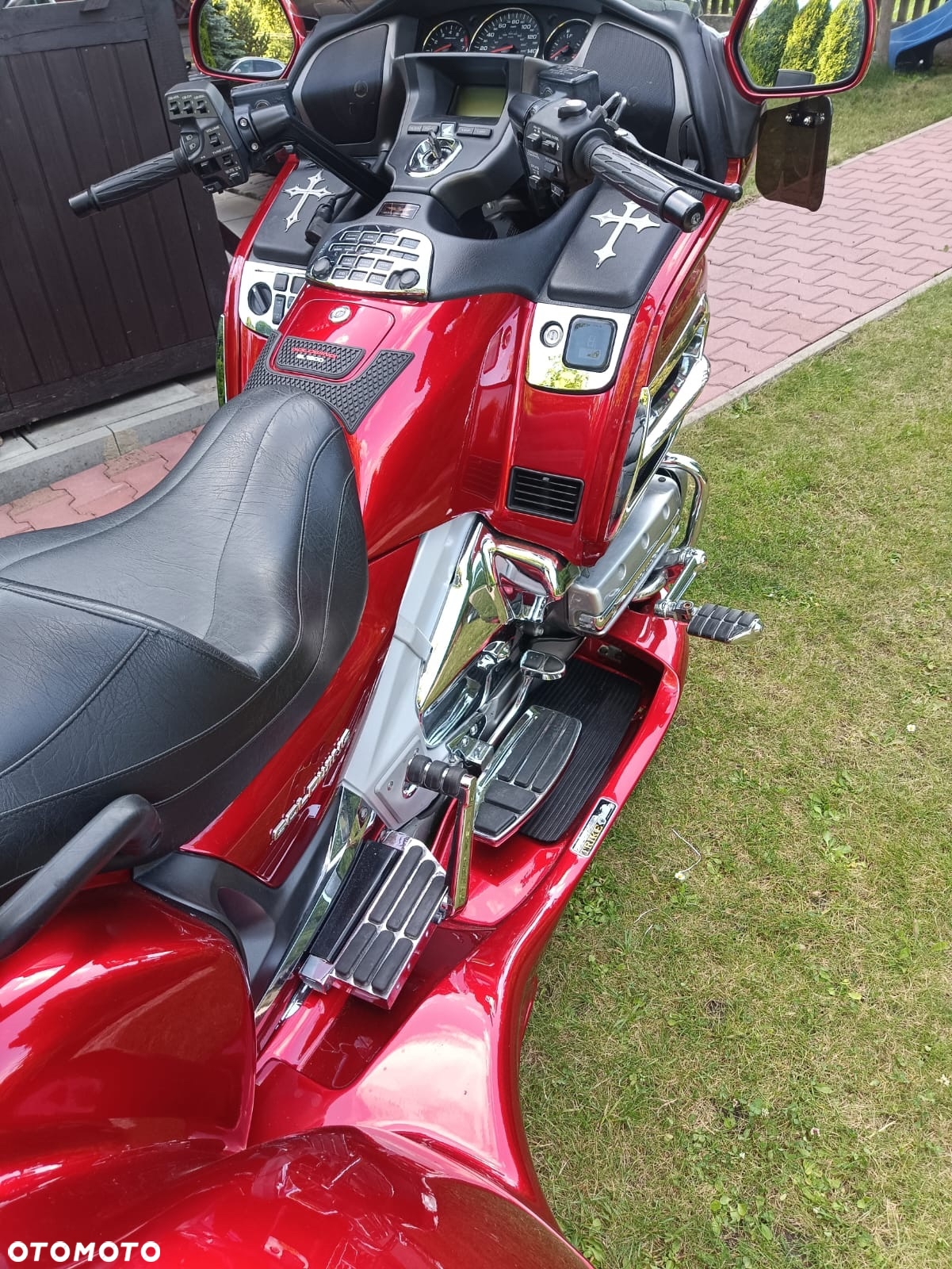 Honda GL - 16