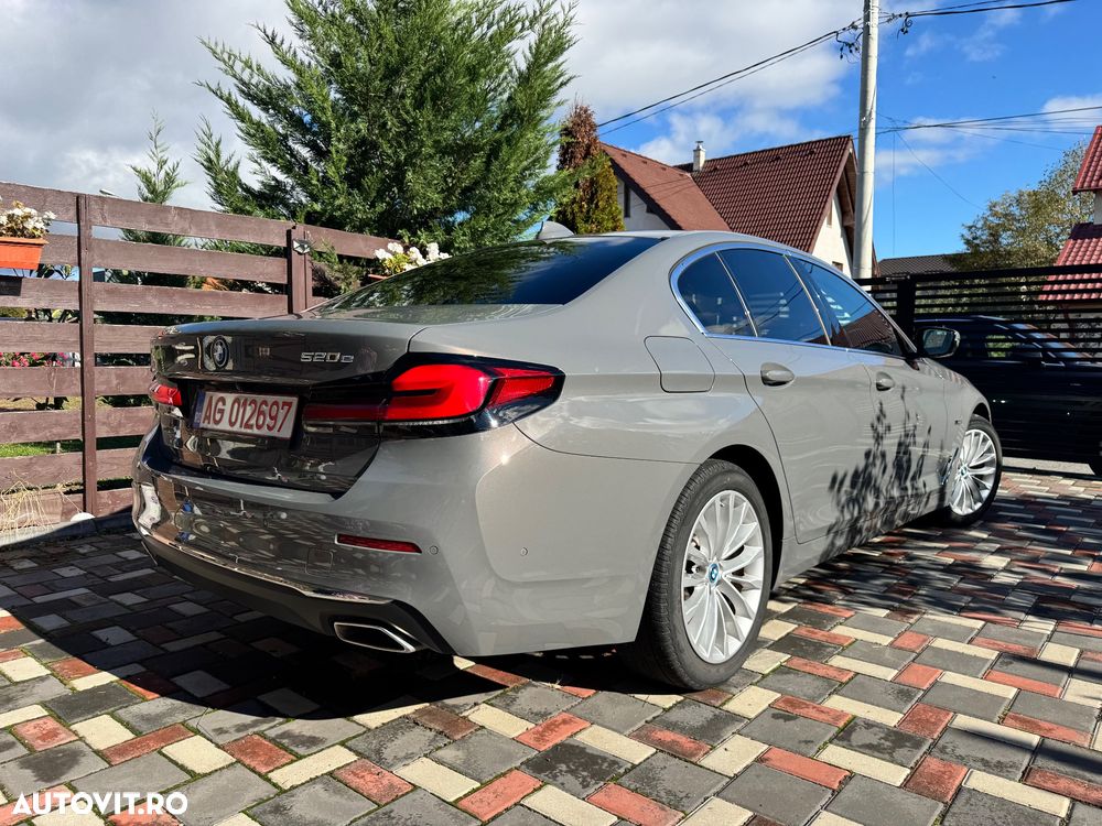 BMW Seria 5 520e Aut. Luxury Line - 19