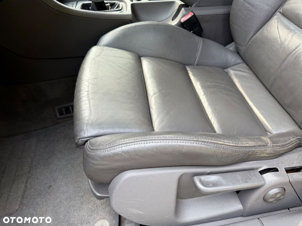 Audi A4 Limousine 2.4 - 15