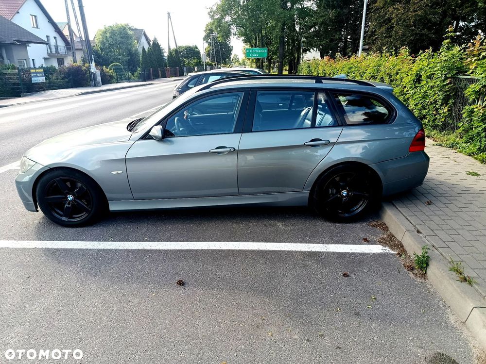 BMW Seria 3 318d - 18