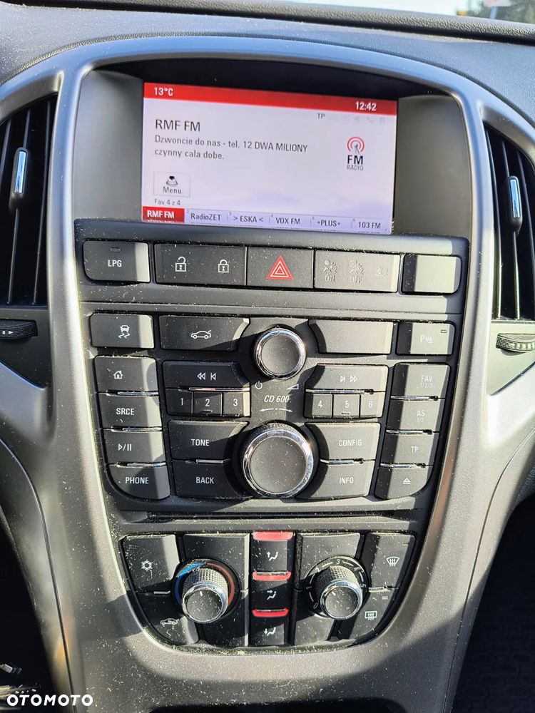 Opel Astra IV 1.4 T Active - 2