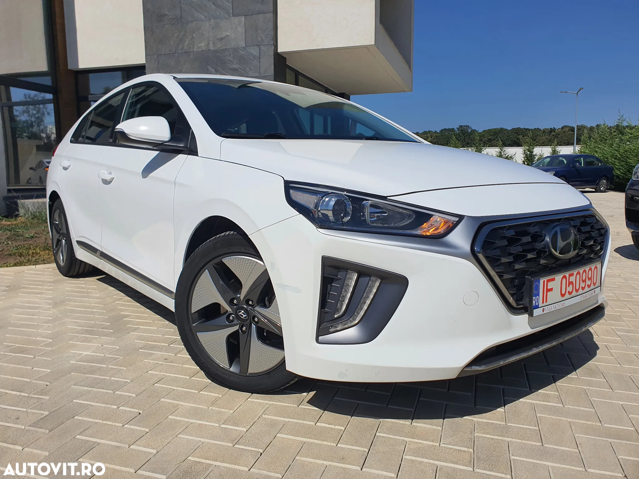 Hyundai IONIQ Plug-in-Hybrid 1.6 GDI Style - 3