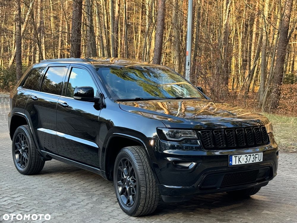Jeep Grand Cherokee - 30