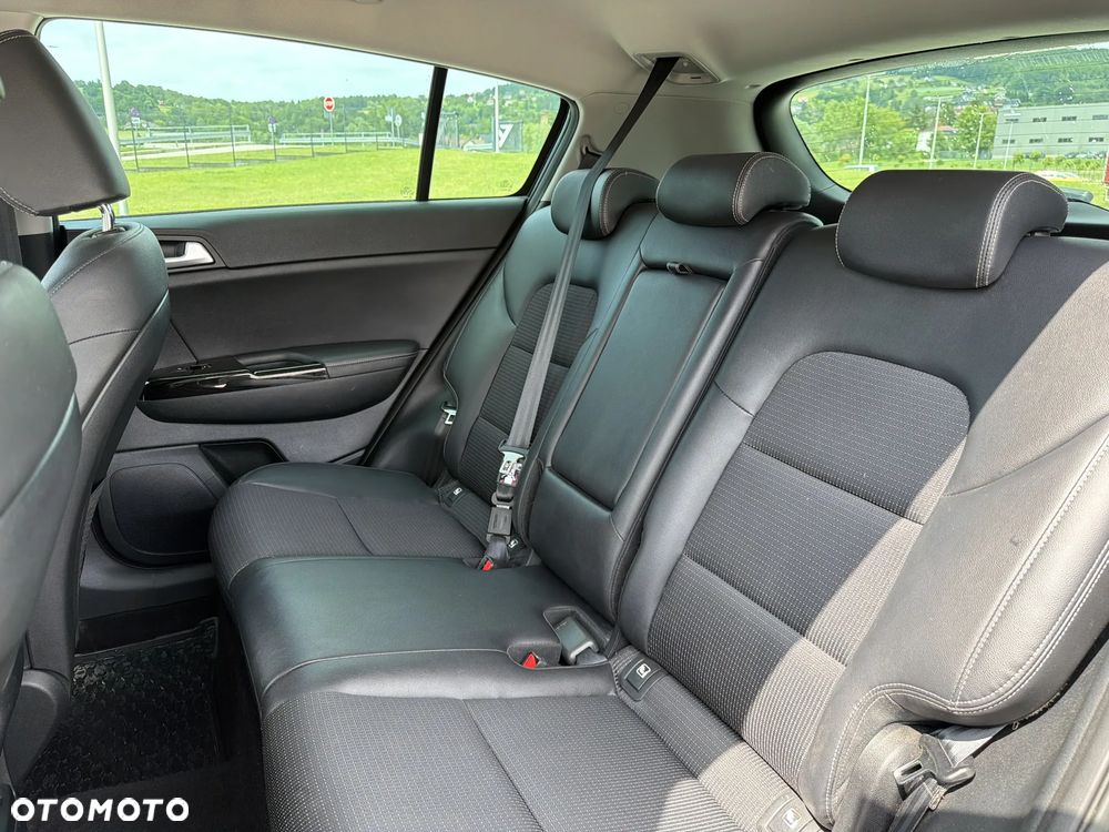Kia Sportage 1.6 T-GDI Black Edition 4WD - 17
