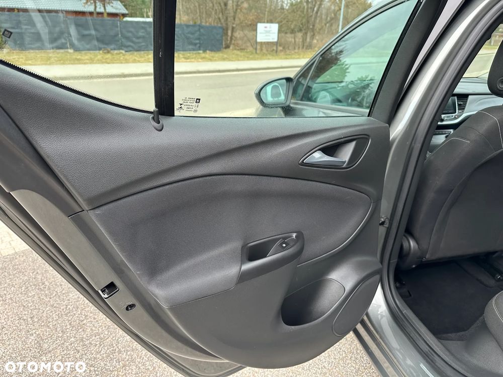Opel Astra 1.6 CDTI Active - 17