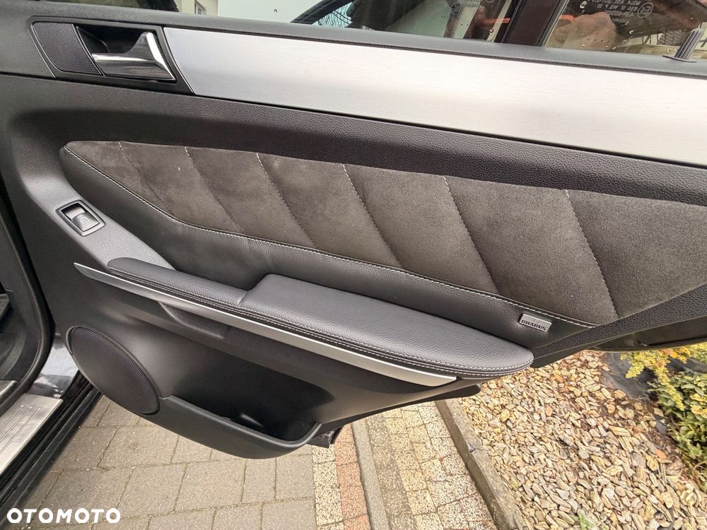 Mercedes-Benz ML - 10