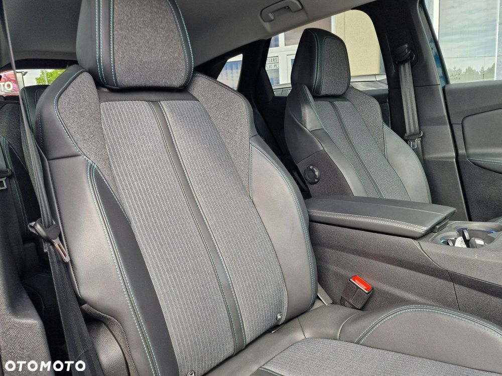 Peugeot 3008 1.6 PureTech Hybrid PHEV Allure S&S EAT8 - 25