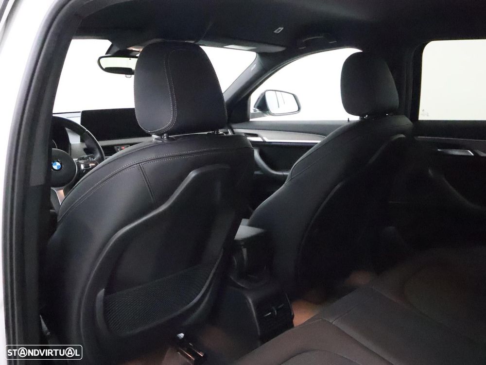 BMW X2 25 e xDrive Pack M - 33