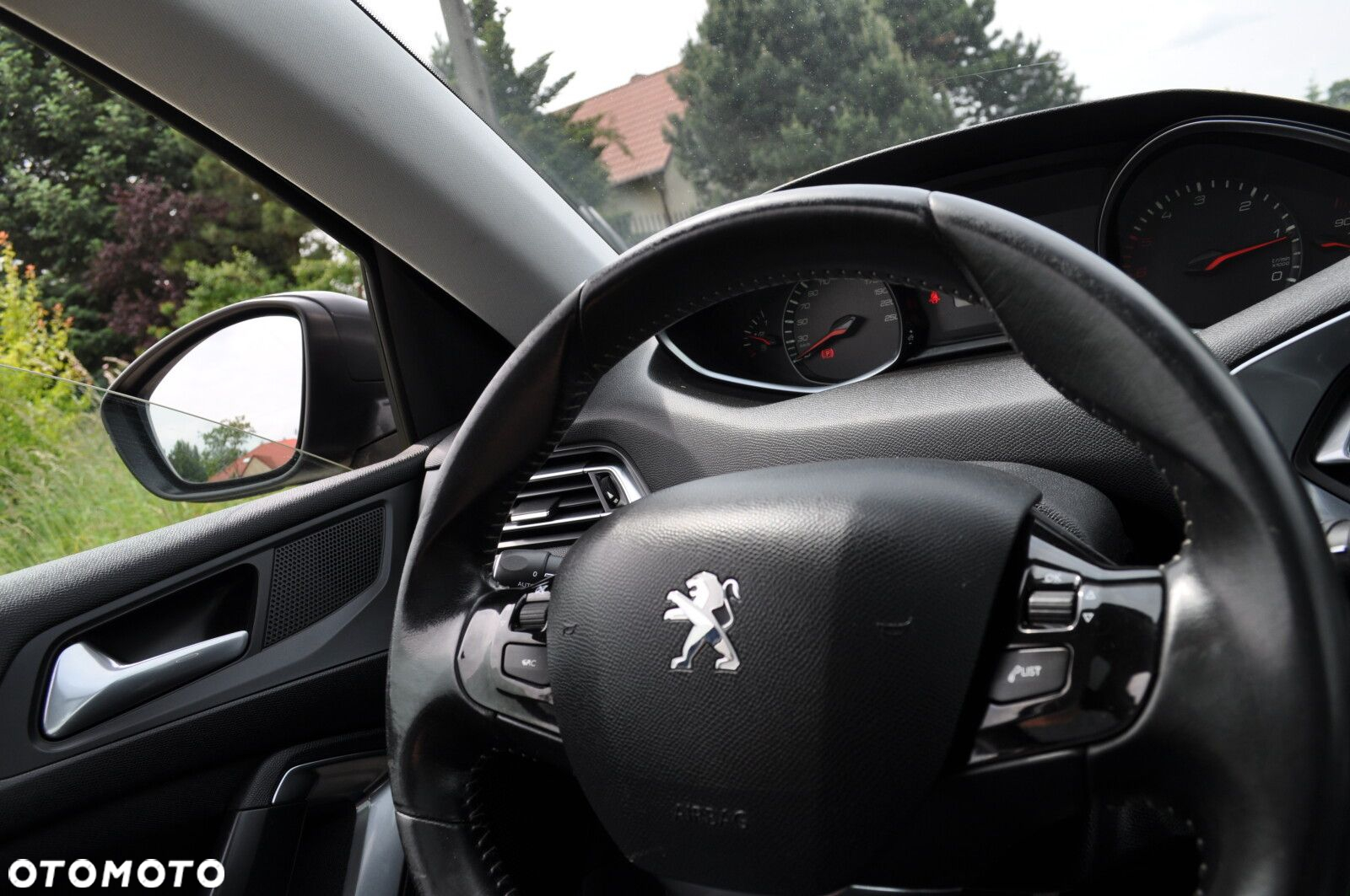 Peugeot 308 - 10