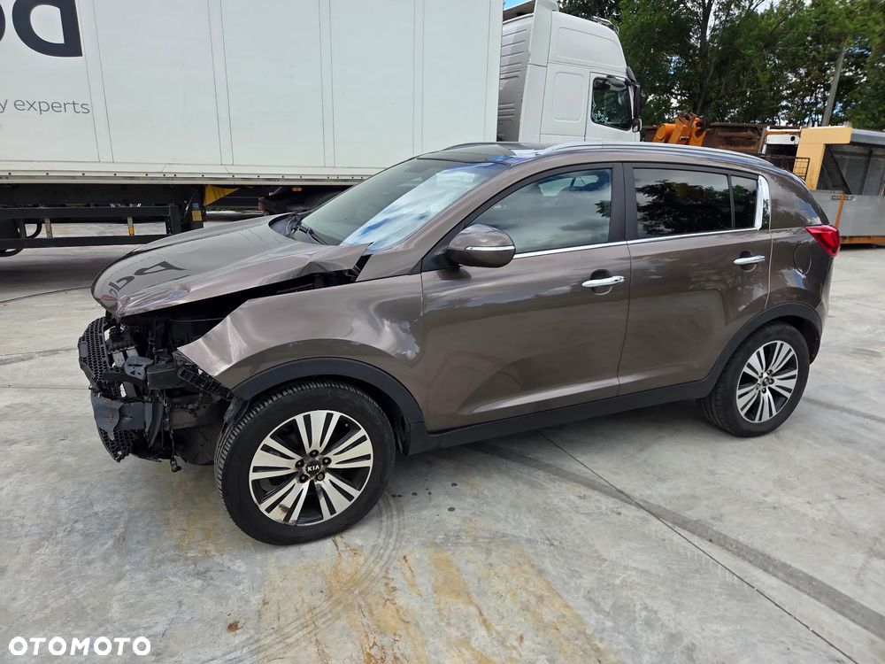 Kia Sportage 2015 photo 2