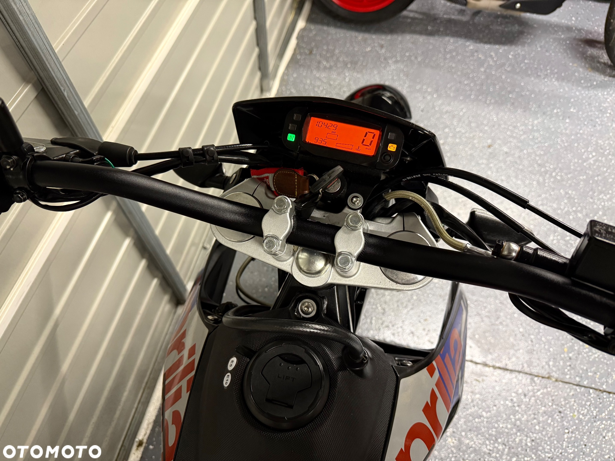 Aprilia SX - 6