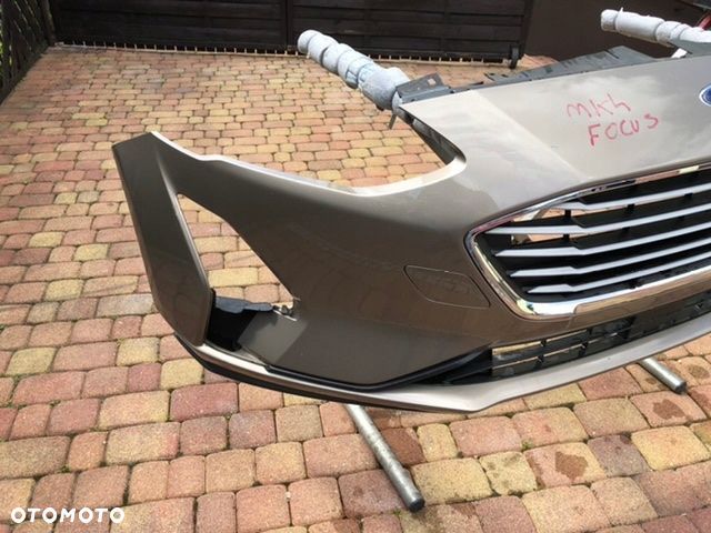 Zderzak przedni Ford Focus MK4 - 3