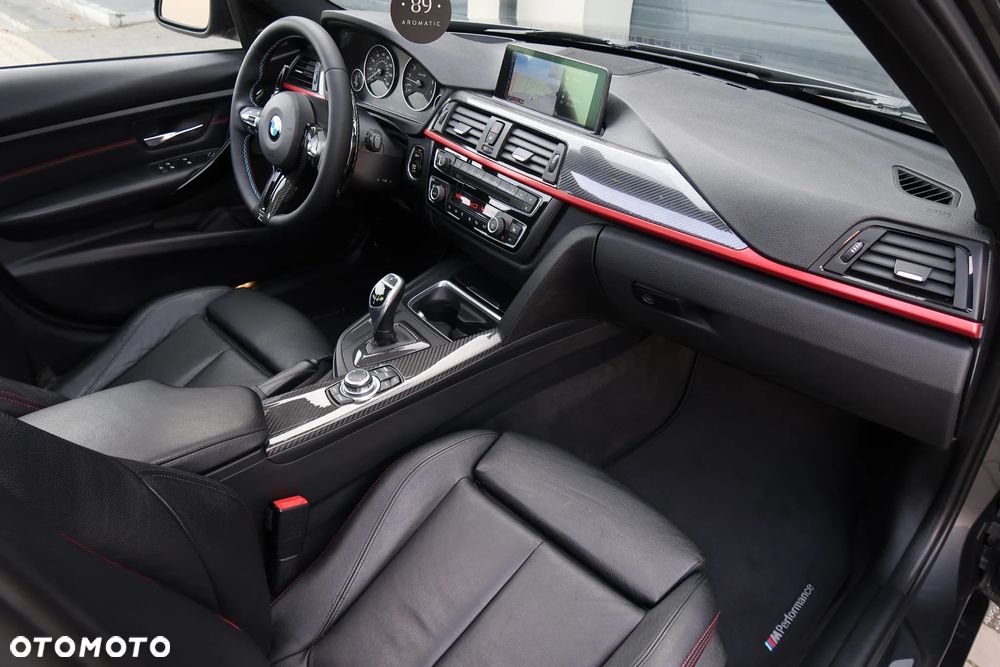 BMW Seria 3 335i xDrive M Sport - 31