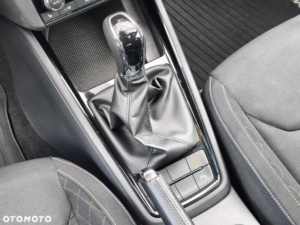 Skoda Kamiq 1.0 TSI Ambition DSG - 26