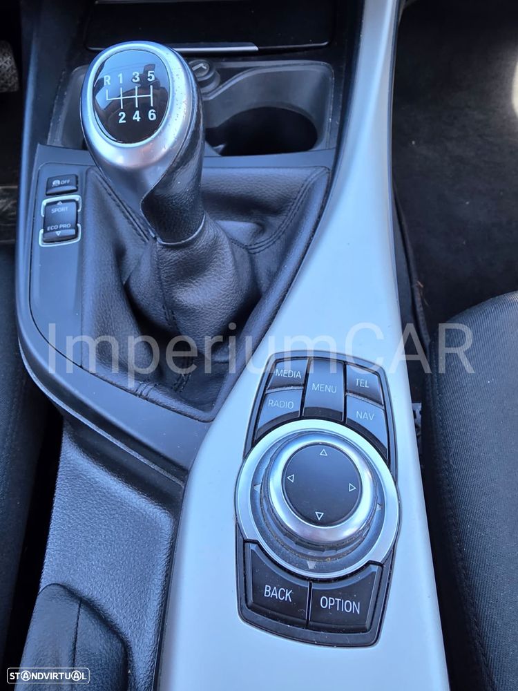 BMW 116 d EfficientDynamics Edition Urban Line - 23