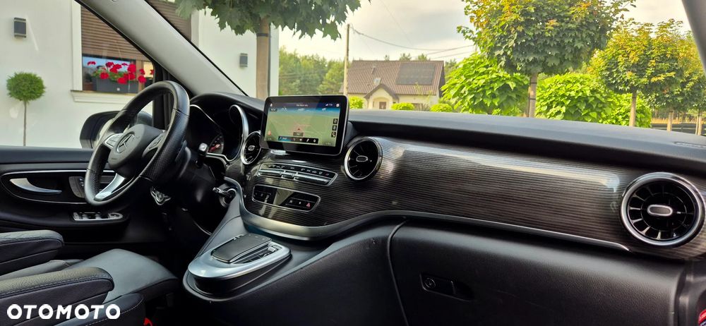 Mercedes-Benz Klasa V 300 d Avantgarde 9G-Tronic - 29