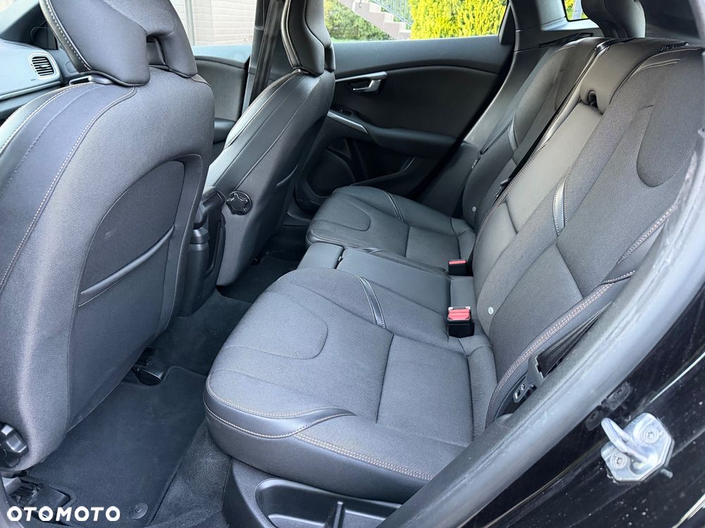 Volvo V40 T3 - 30